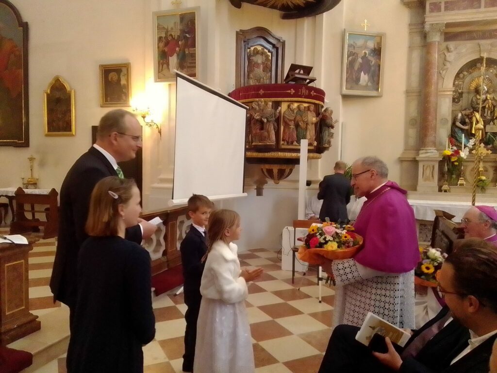 Die Gemeinde bedankt sich beim Kirchenrektor