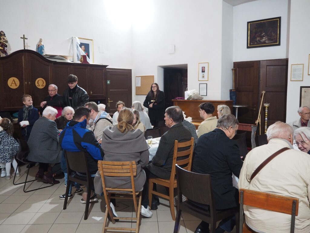 Gäste beim anschließendem Frühschoppen